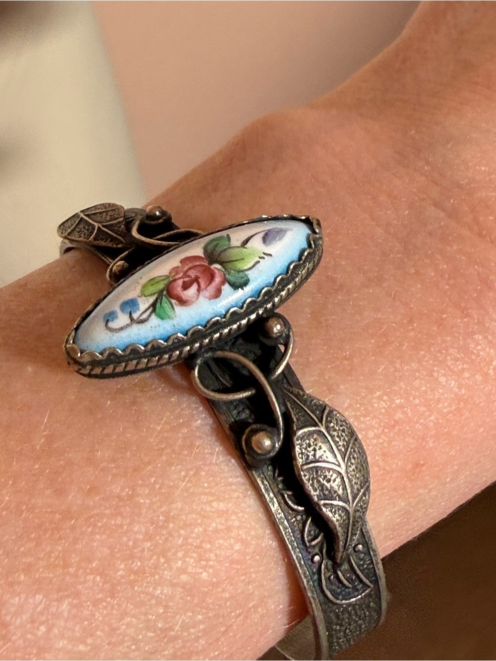 Vintage Russian Rostov Finift Hand Painted silver cuff bracelet Victorian Boho - Picture 4 of 16